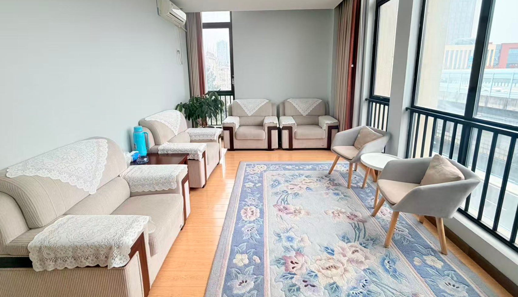 小型會(huì)議室